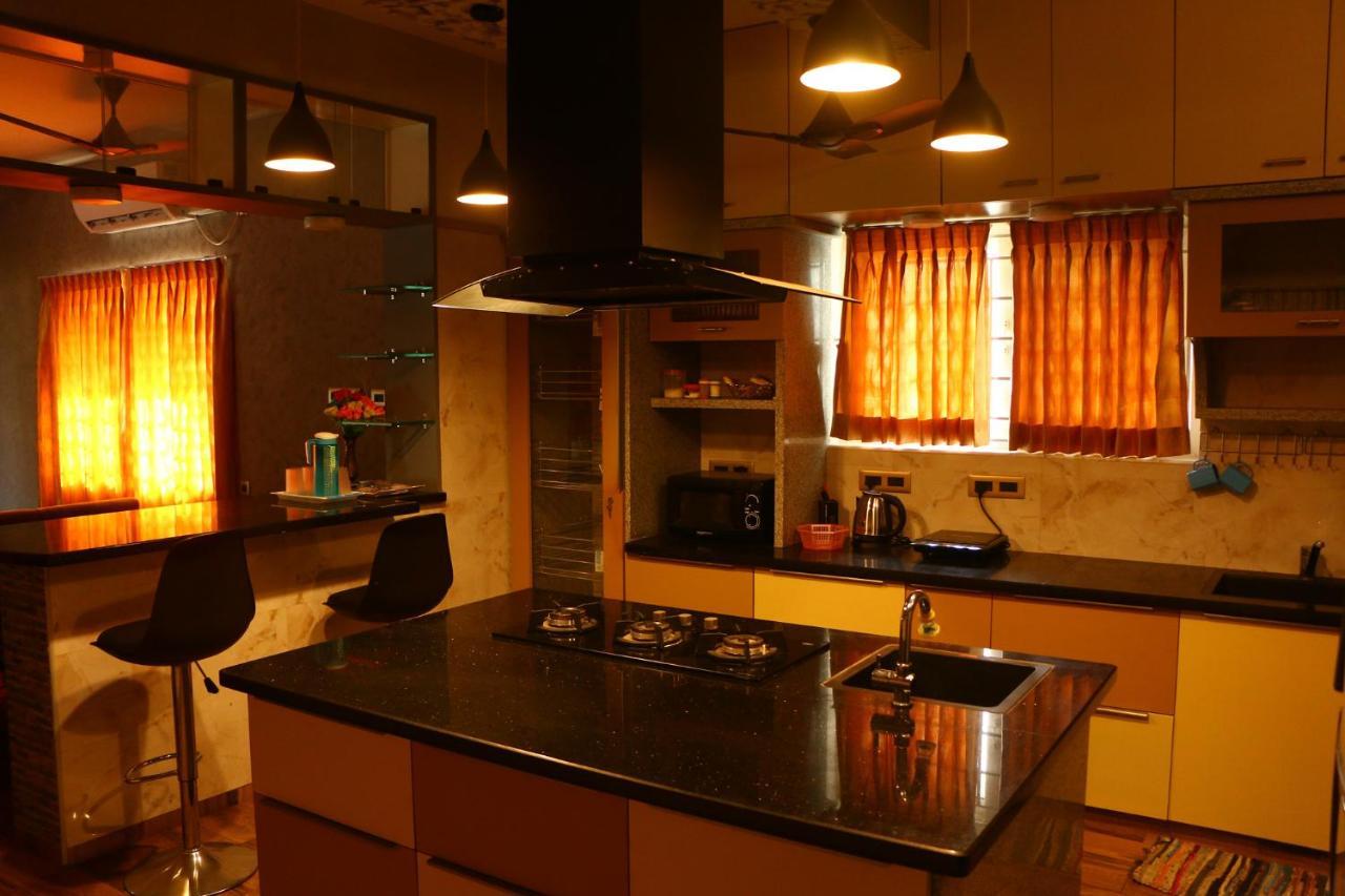 Penthouse 2Bhk With Bathtub And Terrace Villa ปอนดิเชอรี ภายนอก รูปภาพ